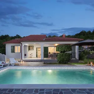 Amaryllis Villa Labin (Istria)